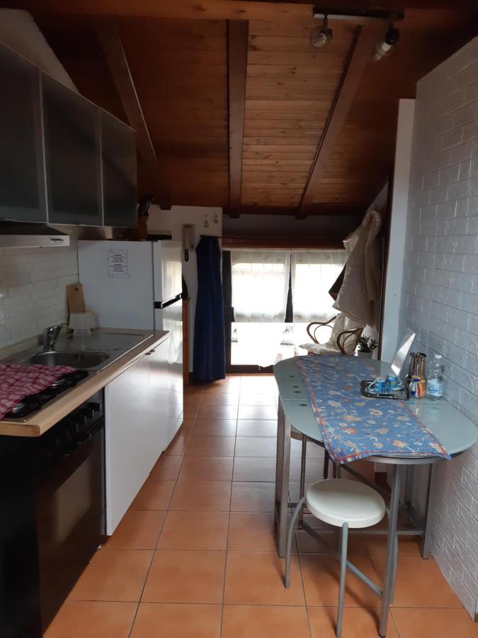 Appartement Little 58 à Luino Extérieur photo
